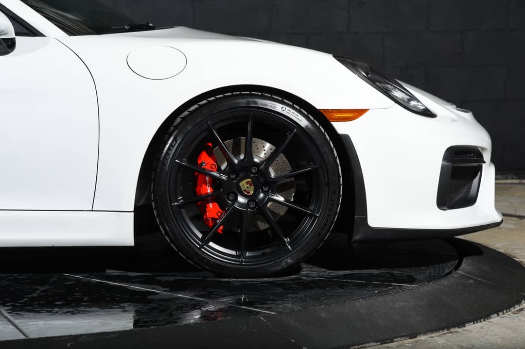 2016 Porsche Boxster Spyder — photo 38