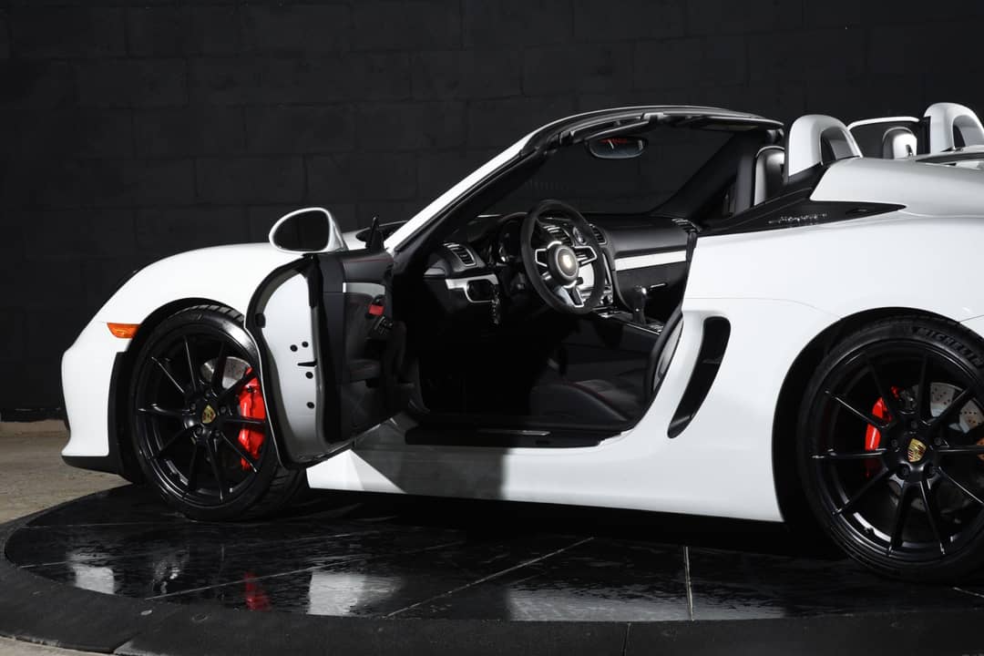 2016 Porsche Boxster Spyder — photo 39