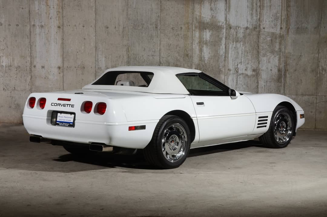 1993 Chevrolet Corvette — photo 3