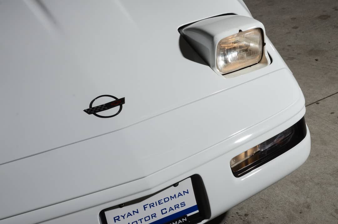 1993 Chevrolet Corvette — photo 23