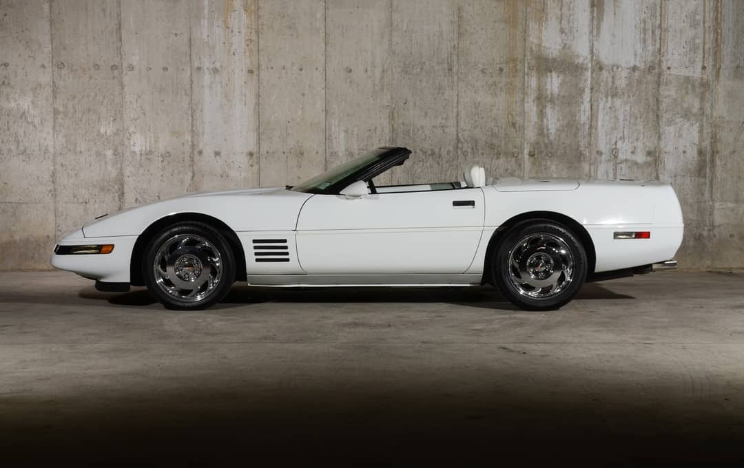 1993 Chevrolet Corvette — photo 27