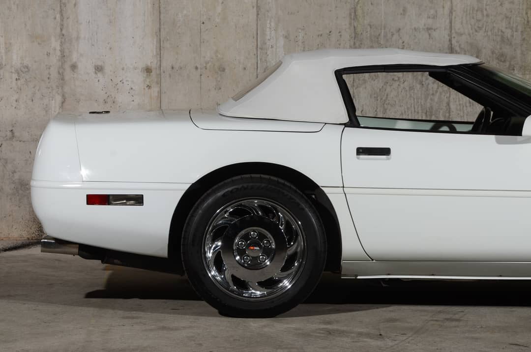 1993 Chevrolet Corvette — photo 5