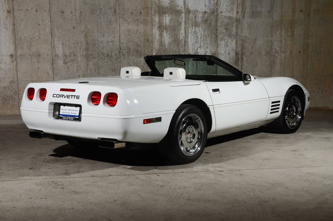 1993 Chevrolet Corvette — photo 47