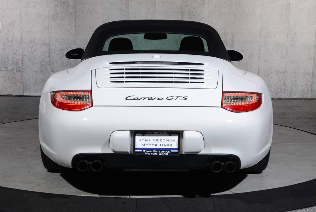 2011 Porsche 911 Carrera GTS — photo 28