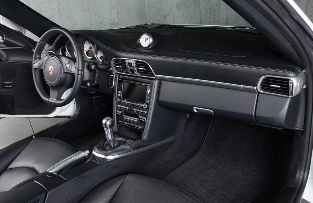 2011 Porsche 911 Carrera GTS — photo 35