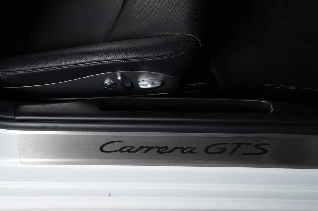 2011 Porsche 911 Carrera GTS — photo 37