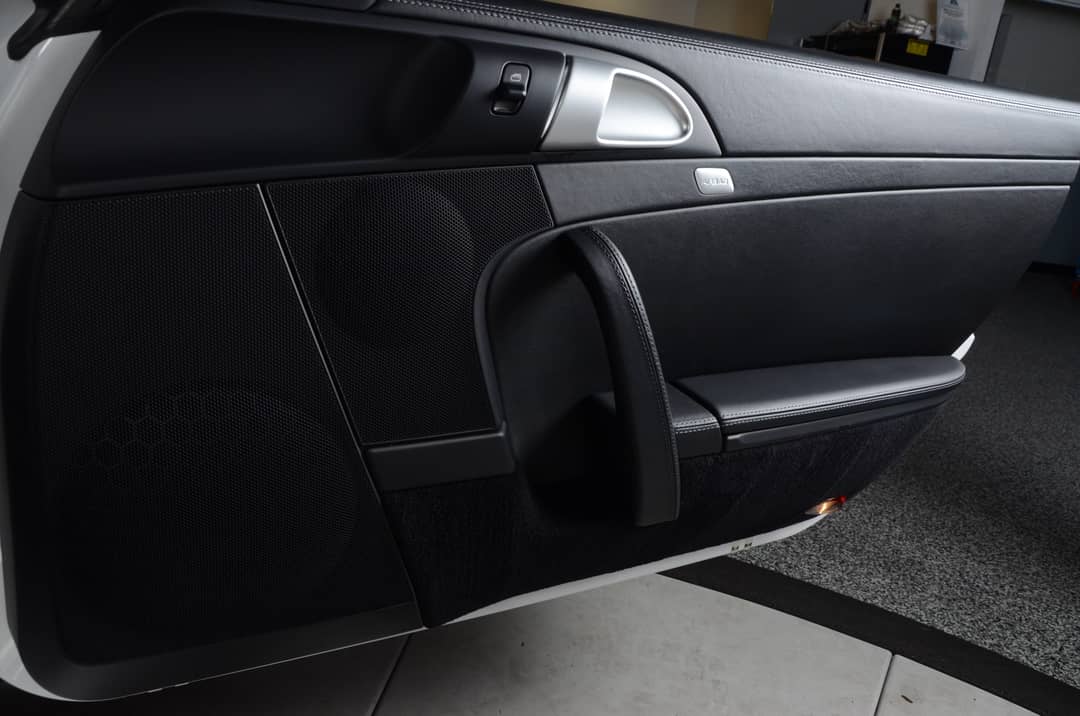 2011 Porsche 911 Carrera GTS — photo 40