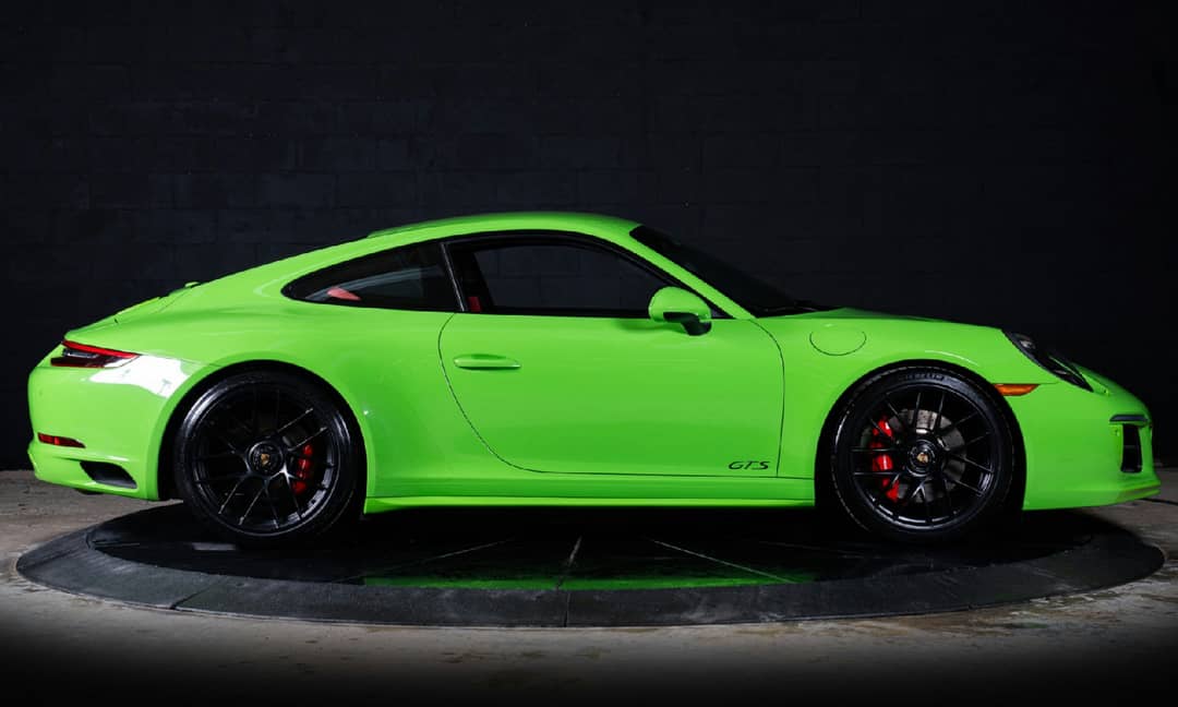 2018 Porsche 911 Carrera GTS — photo 2
