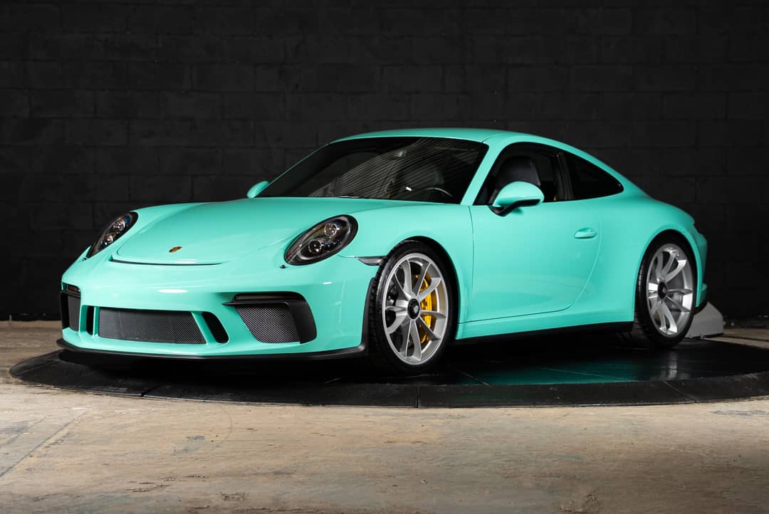 2018 Porsche 911 GT3 Touring — photo 10