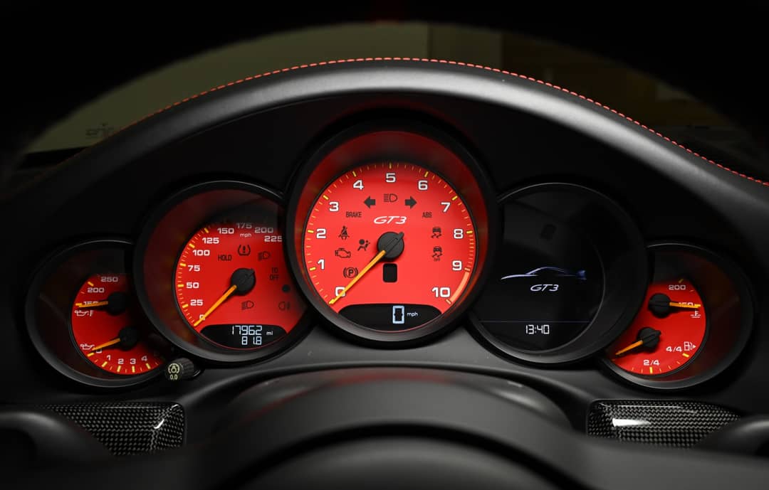 2018 Porsche 911 GT3 — photo 19
