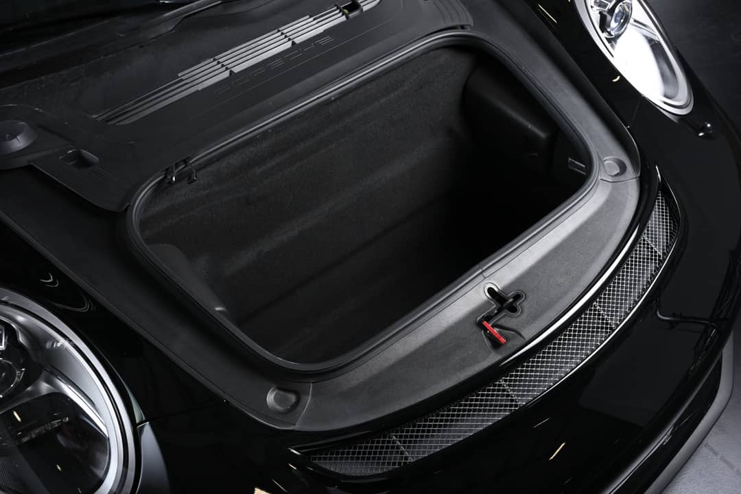 2018 Porsche 911 GT3 — photo 27