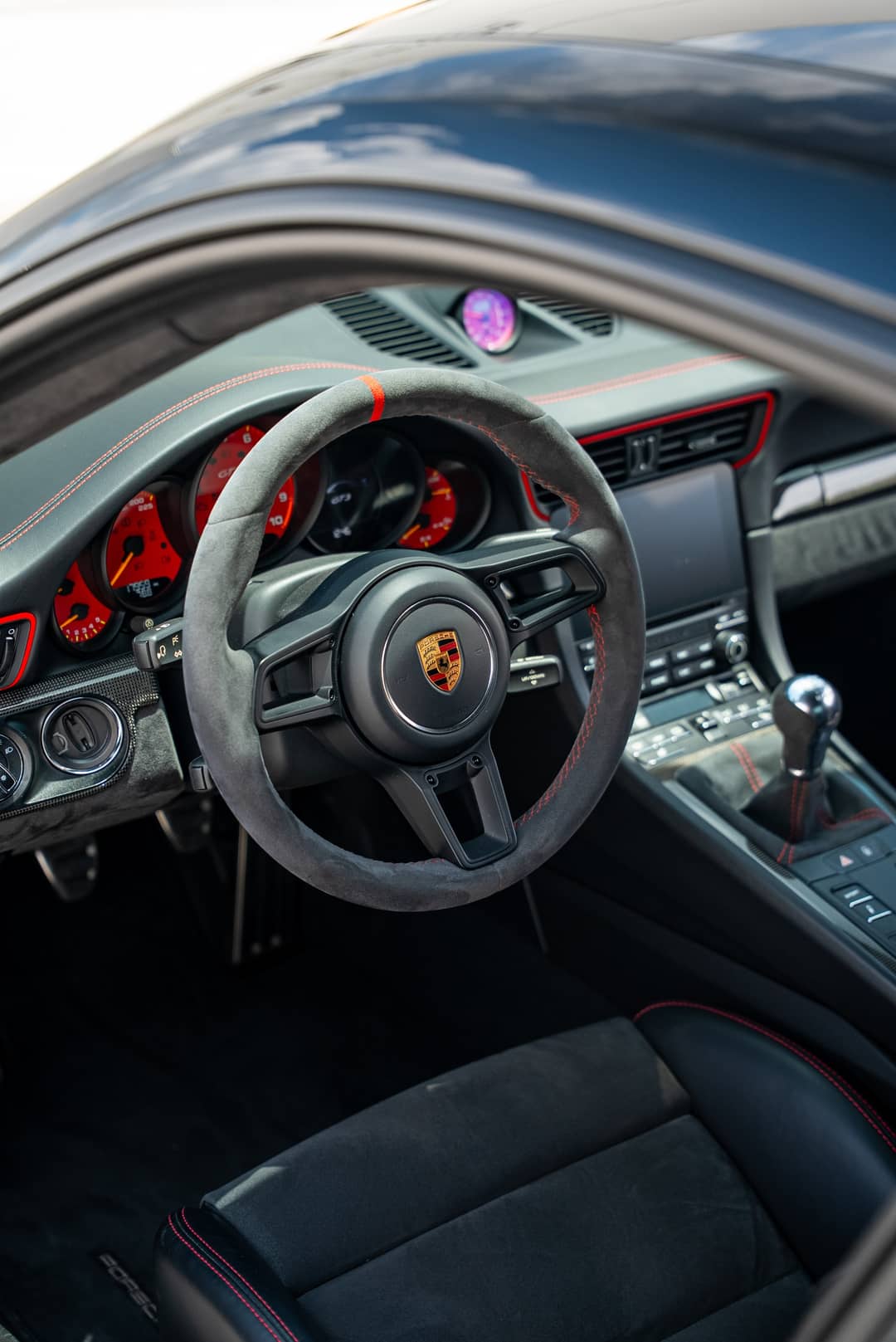 2018 Porsche 911 GT3 — photo 29