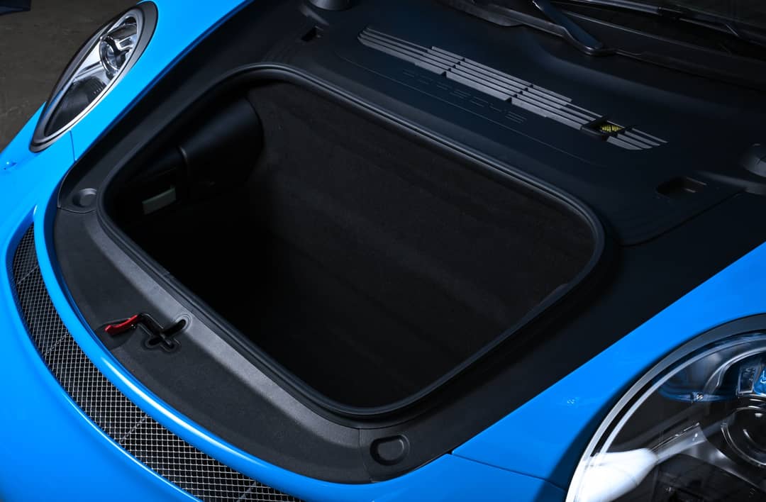 2018 Porsche 911 GT3 Touring — photo 20