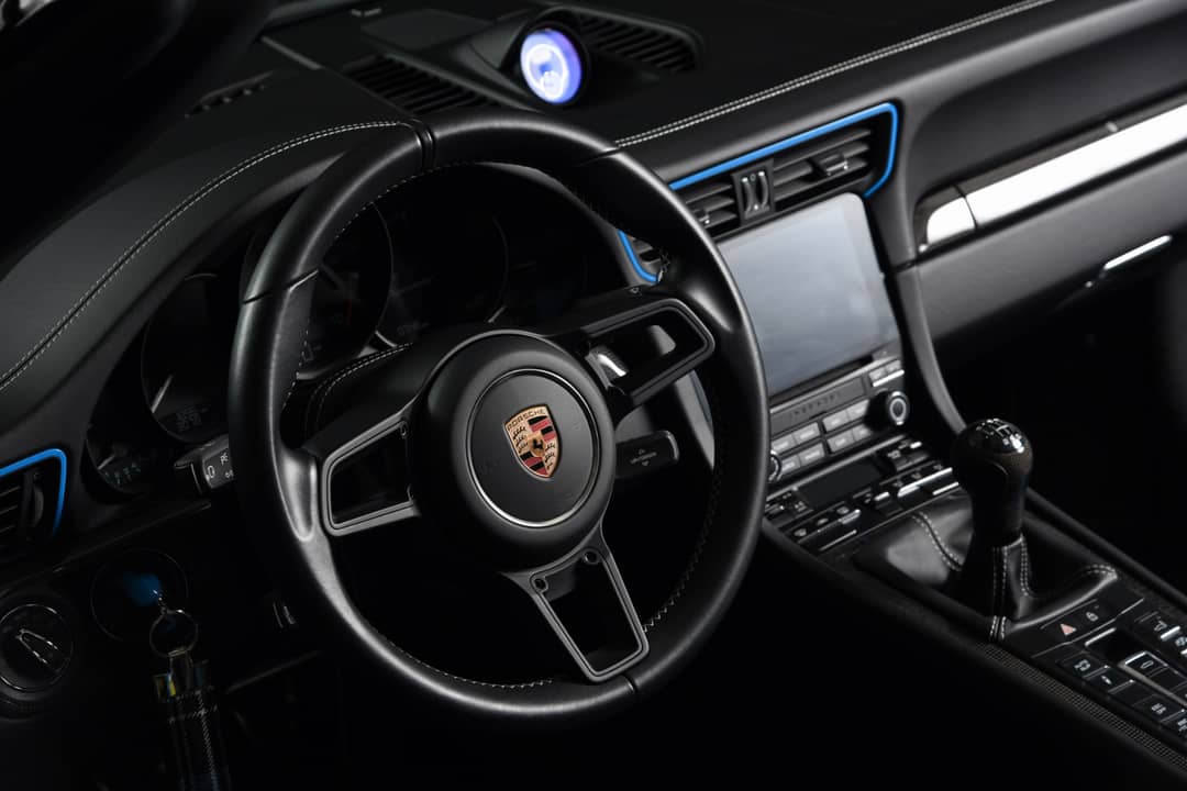2019 Porsche 911 Speedster — photo 18