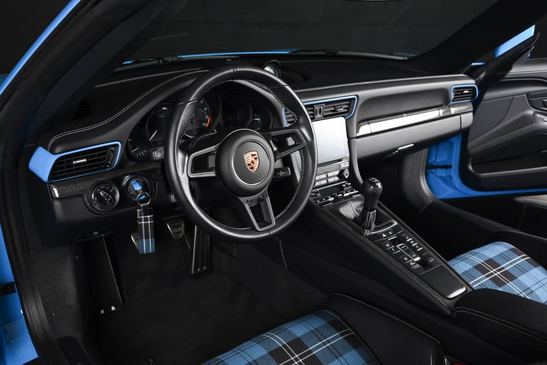 2019 Porsche 911 Speedster — photo 3