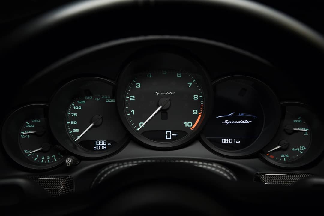 2019 Porsche 911 Speedster — photo 32