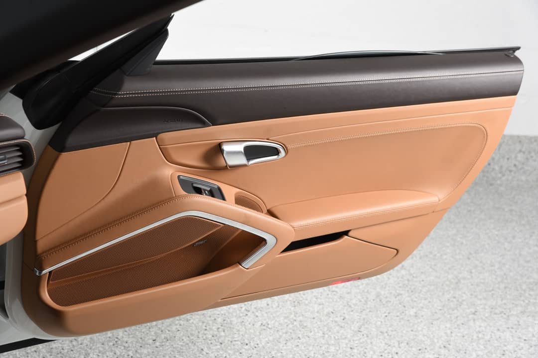 2019 Porsche 911 Targa 4 GTS — photo 26