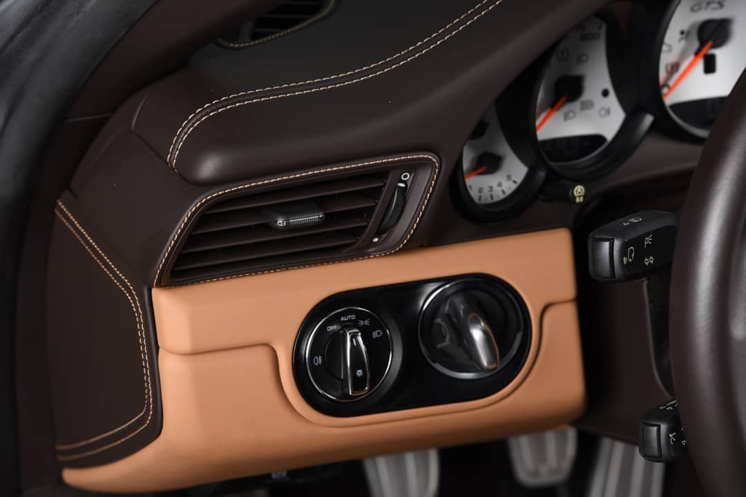 2019 Porsche 911 Targa 4 GTS — photo 27