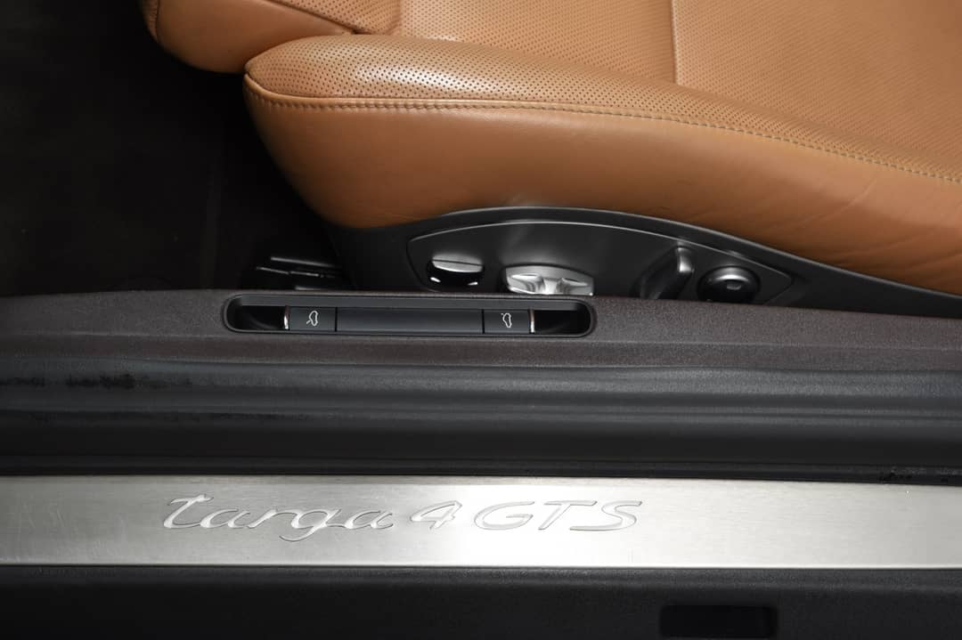 2019 Porsche 911 Targa 4 GTS — photo 29