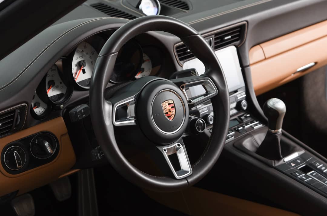 2019 Porsche 911 Targa 4 GTS — photo 4