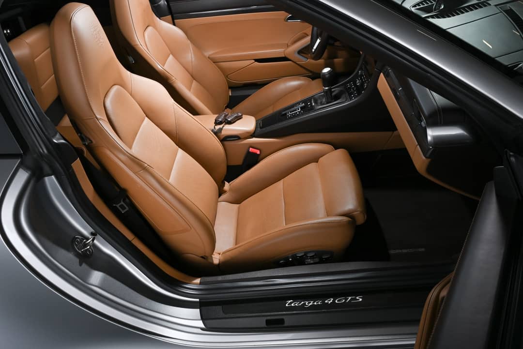 2019 Porsche 911 Targa 4 GTS — photo 16