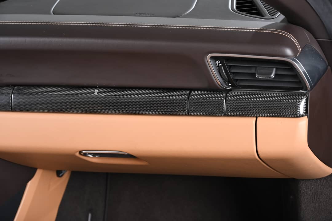 2019 Porsche 911 Targa 4 GTS — photo 19
