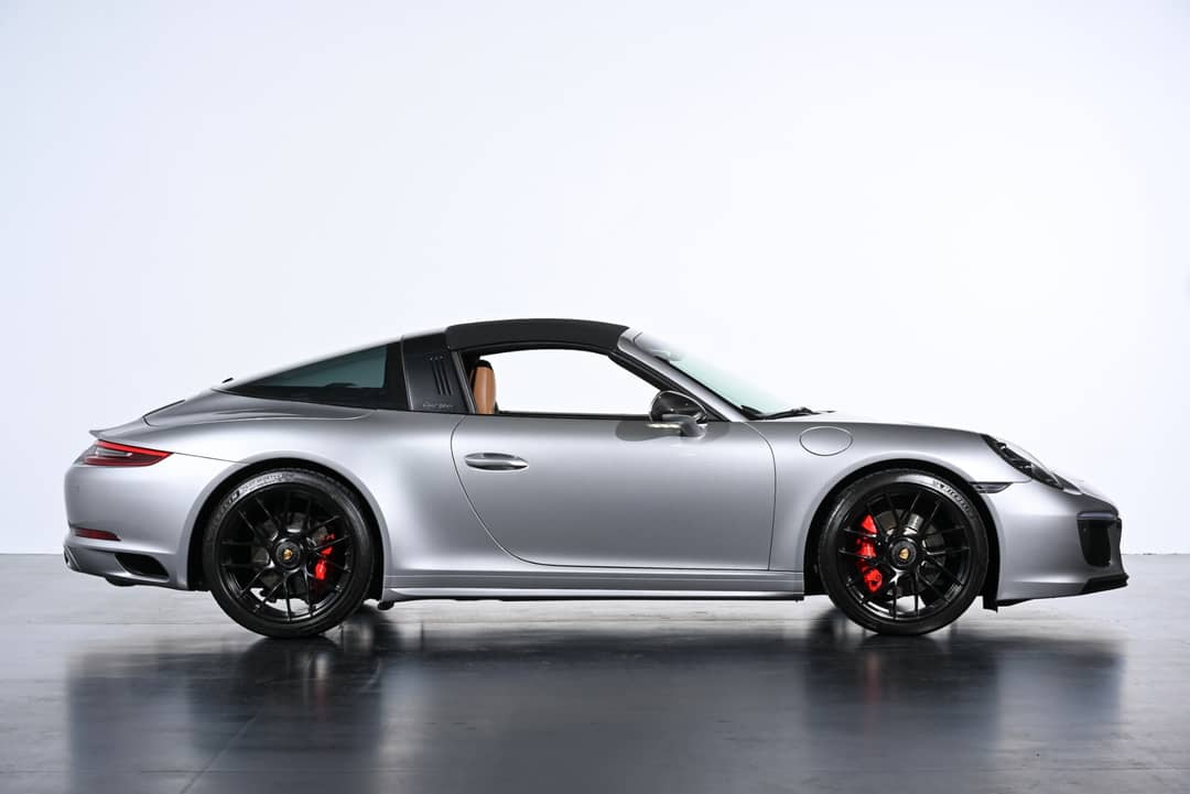 2019 Porsche 911 Targa 4 GTS — photo 26