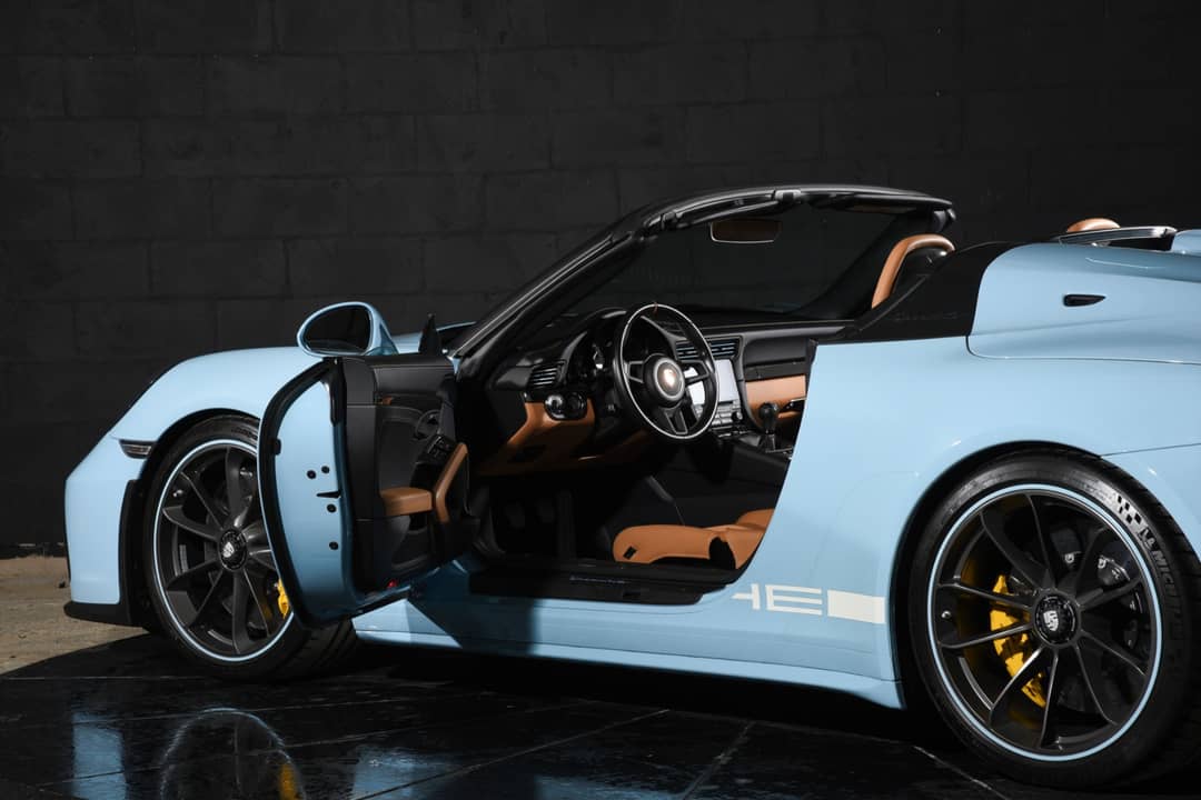 2019 Porsche 911 Speedster — photo 32
