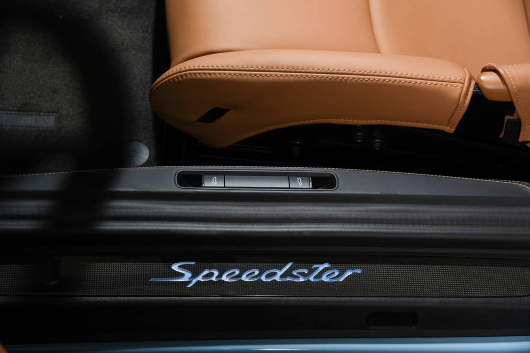 2019 Porsche 911 Speedster — photo 36