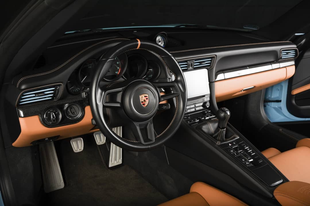 2019 Porsche 911 Speedster — photo 37