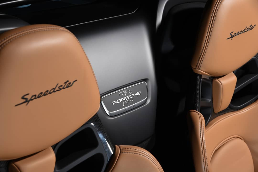 2019 Porsche 911 Speedster — photo 9
