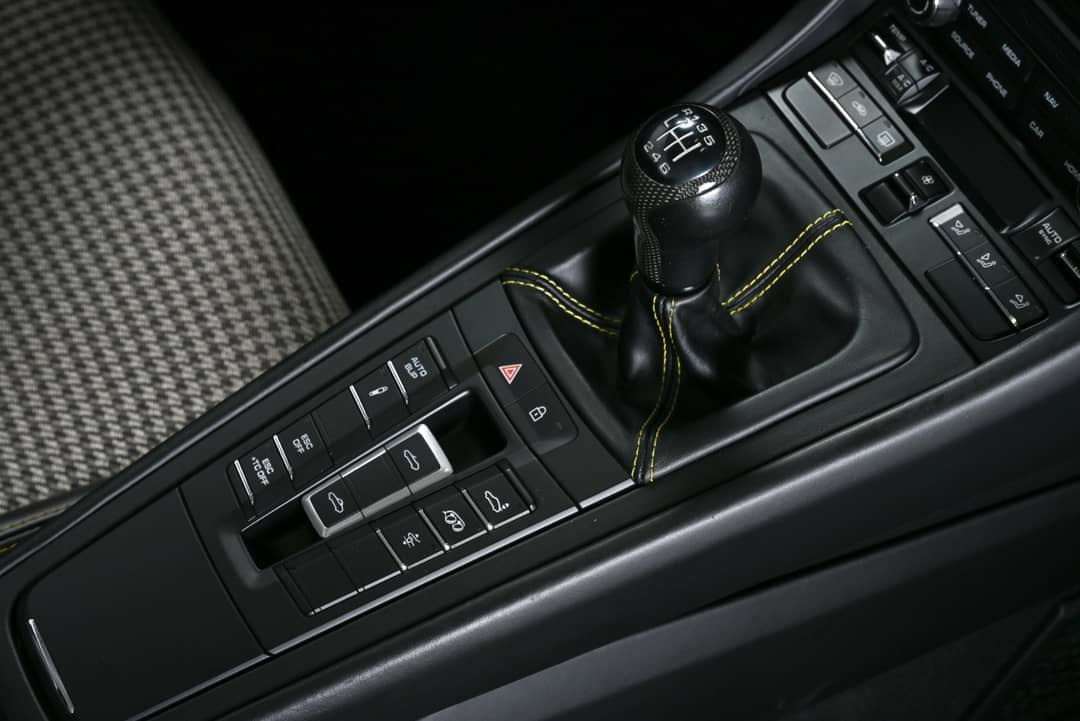 2019 Porsche 911 Speedster — photo 14