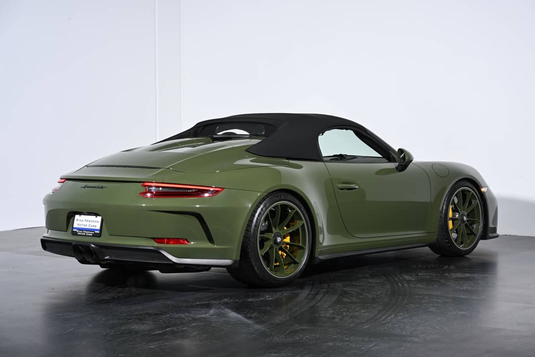 2019 Porsche 911 Speedster — photo 29