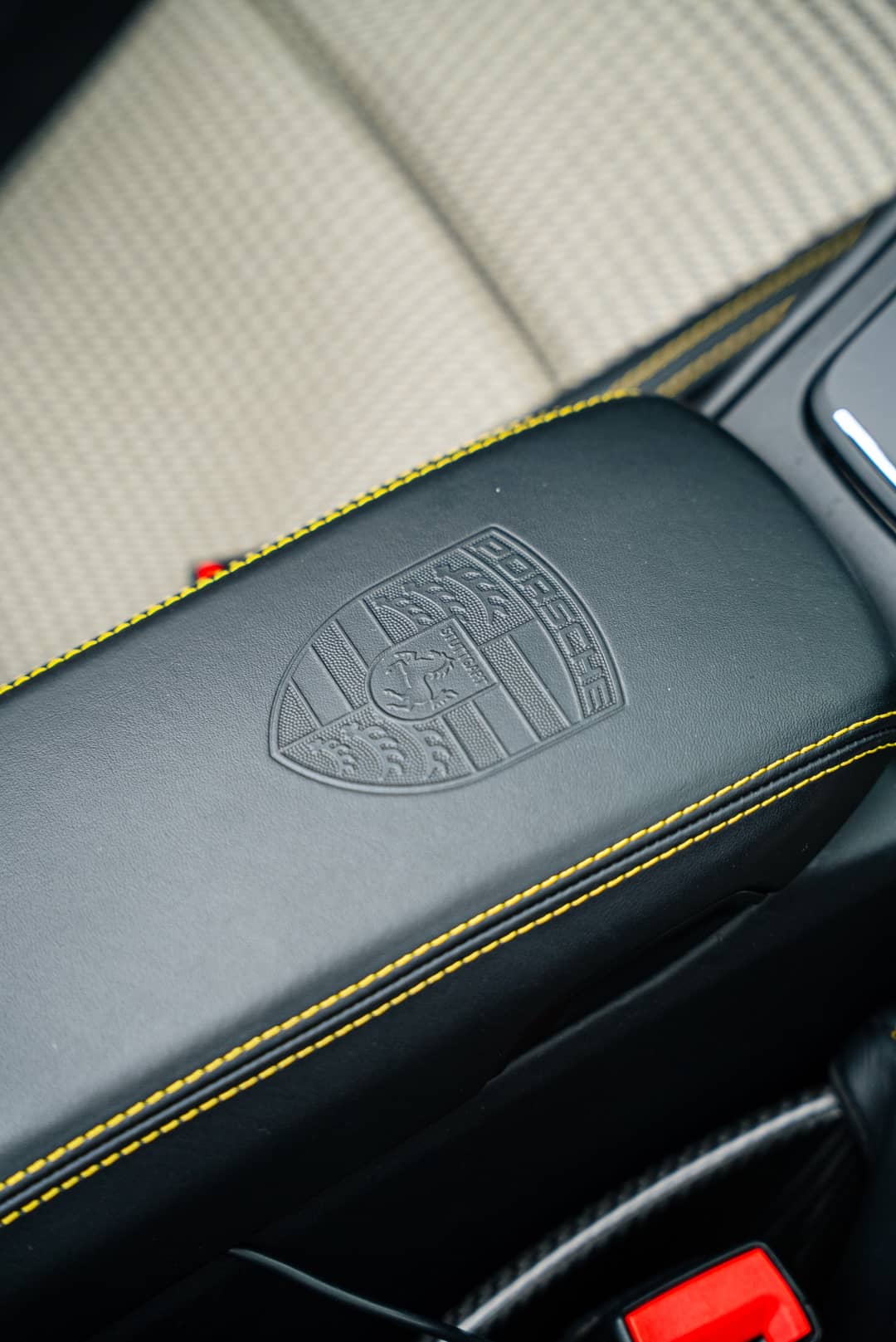 2019 Porsche 911 Speedster — photo 46