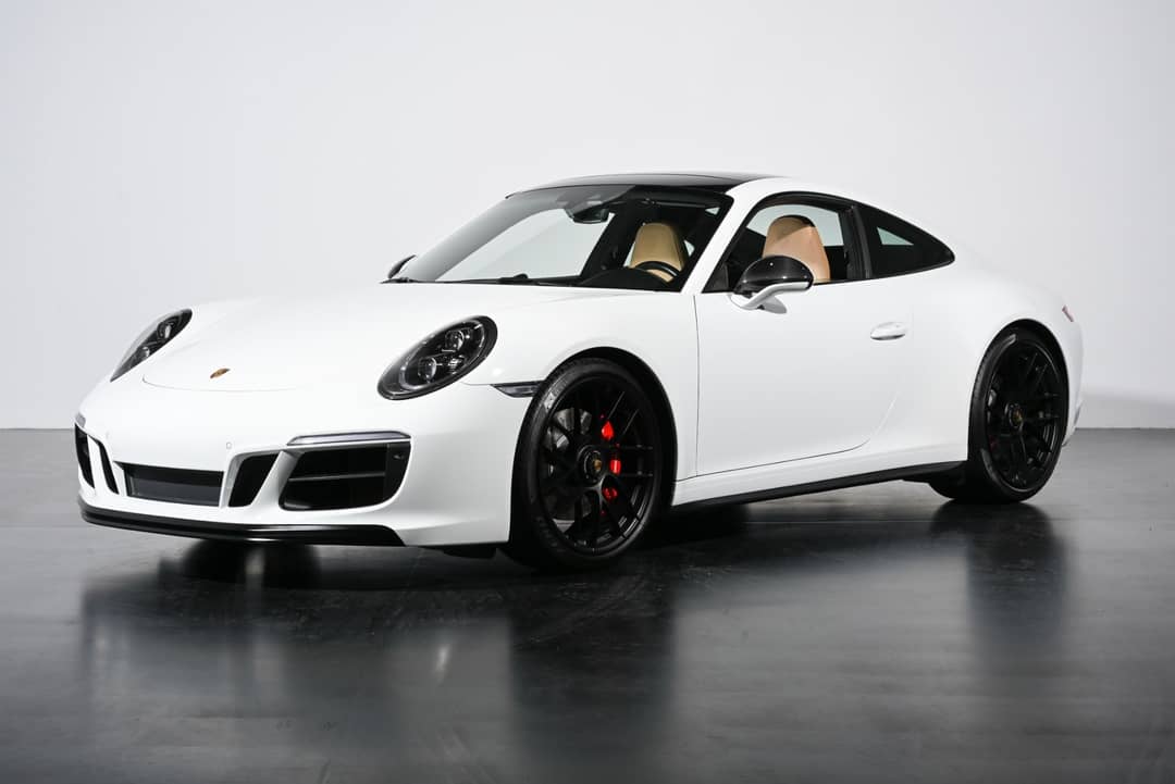 2019 Porsche 911 Carrera 4 GTS — photo 2