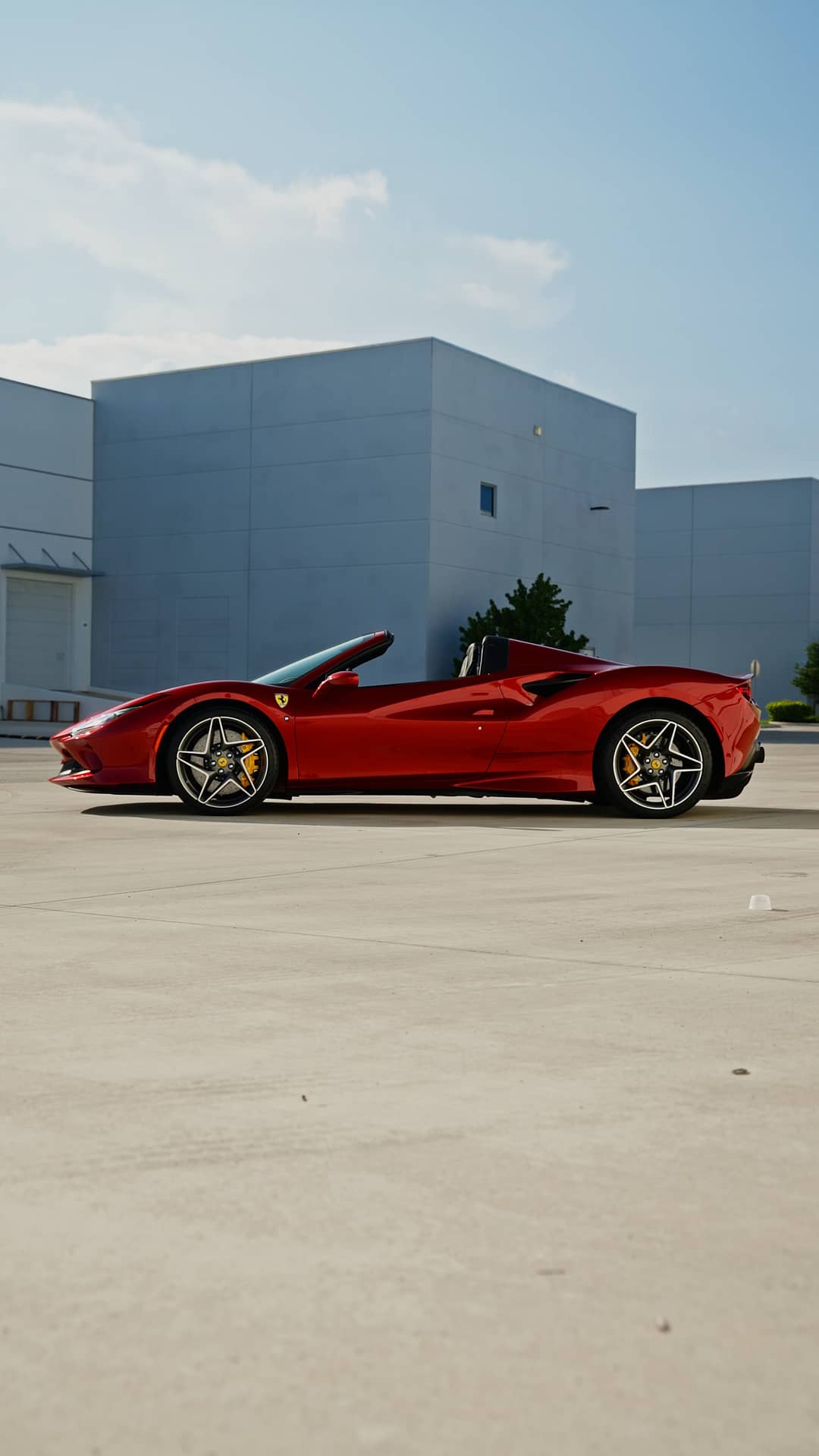 2022 Ferrari F8 Spider — photo 75