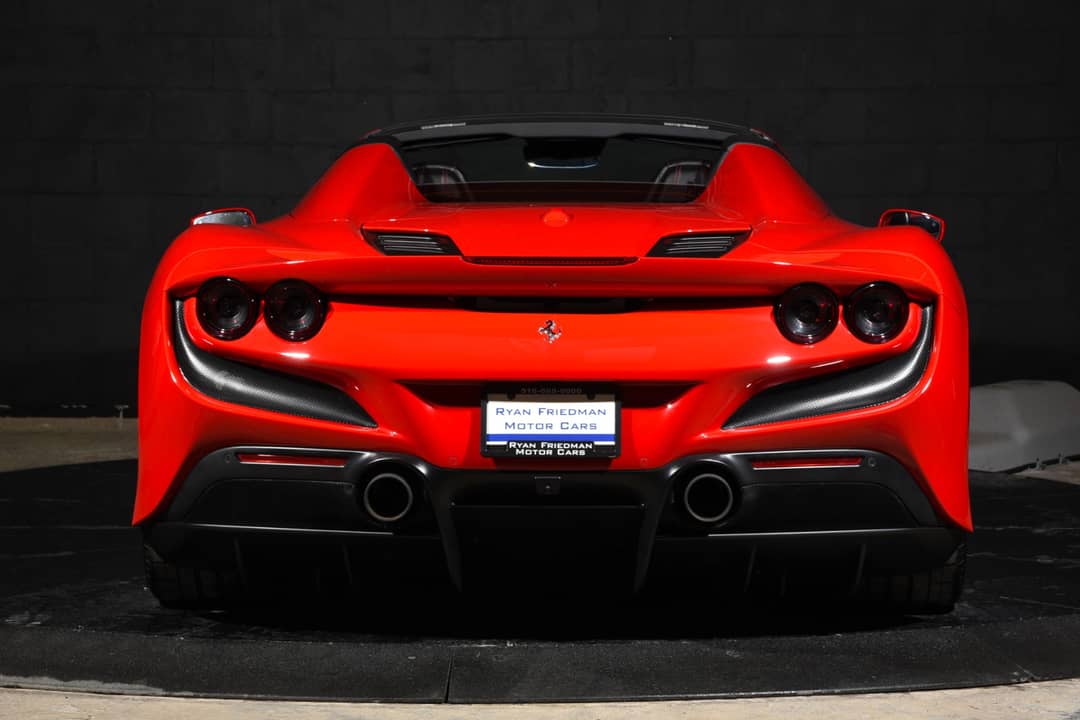 2022 Ferrari F8 Spider — photo 14