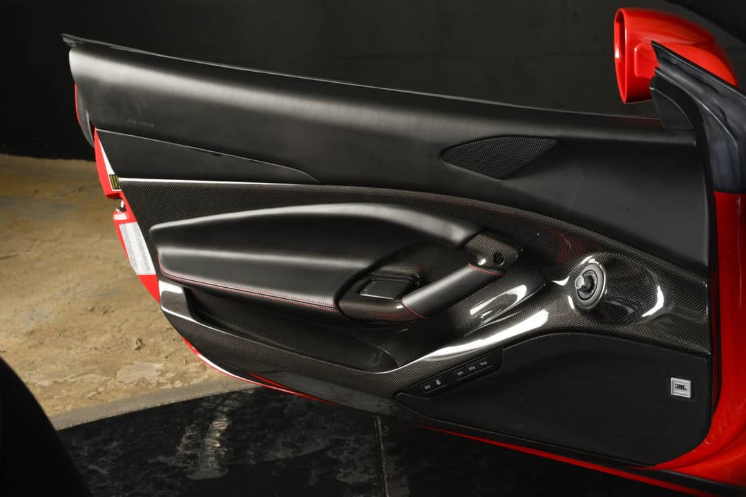 2022 Ferrari F8 Spider — photo 21