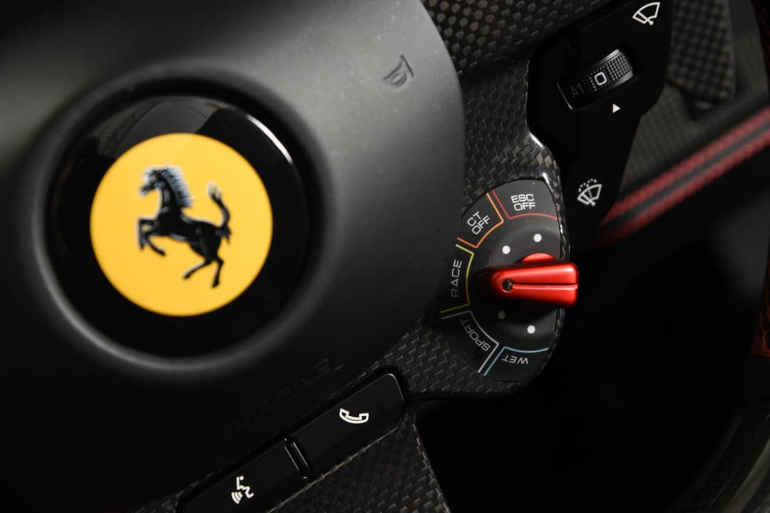 2022 Ferrari F8 Spider — photo 28