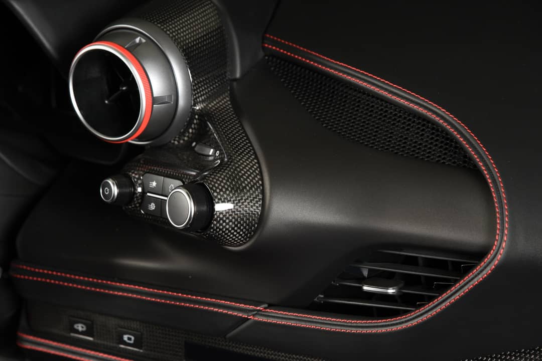 2022 Ferrari F8 Spider — photo 29