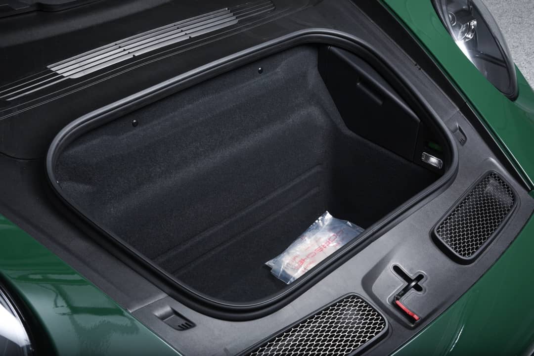 2022 Porsche 911 GT3 Touring — photo 16