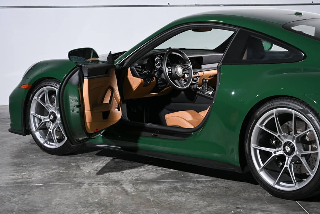2022 Porsche 911 GT3 Touring — photo 19