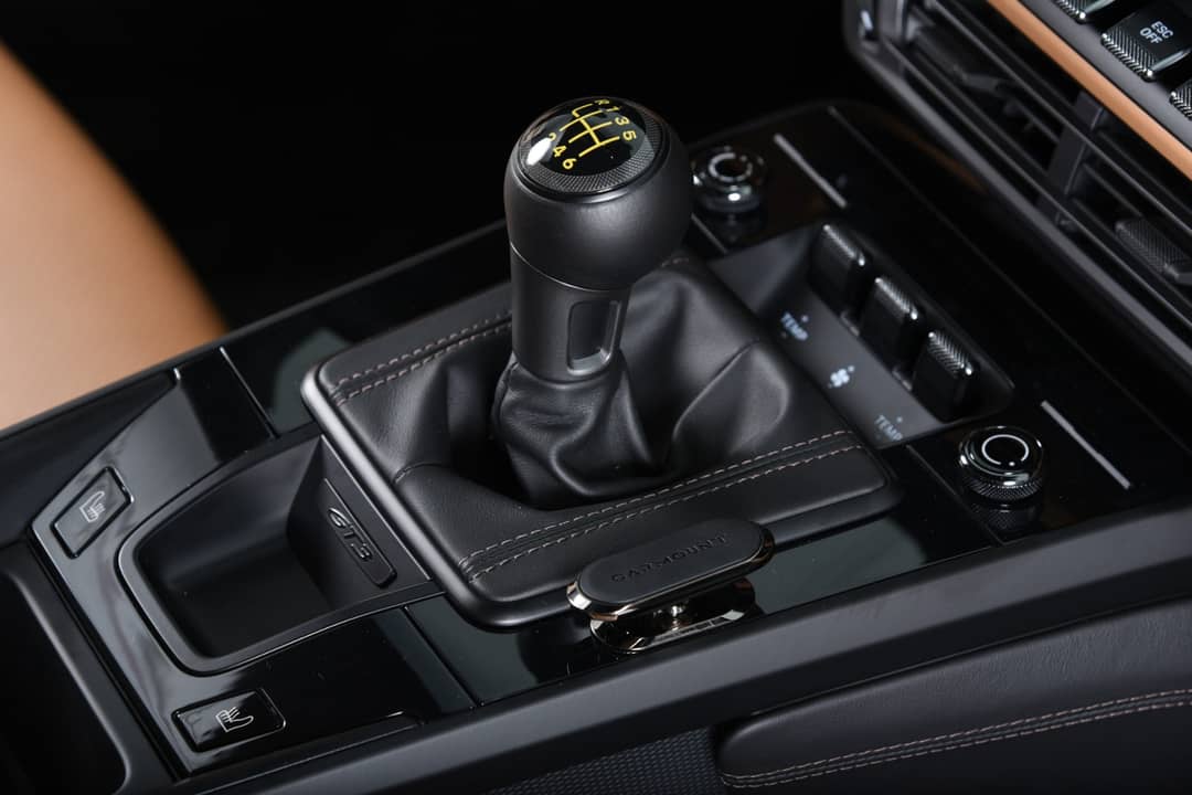 2022 Porsche 911 GT3 Touring — photo 32