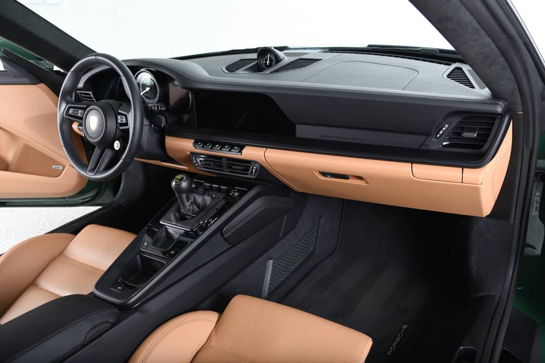2022 Porsche 911 GT3 Touring — photo 33