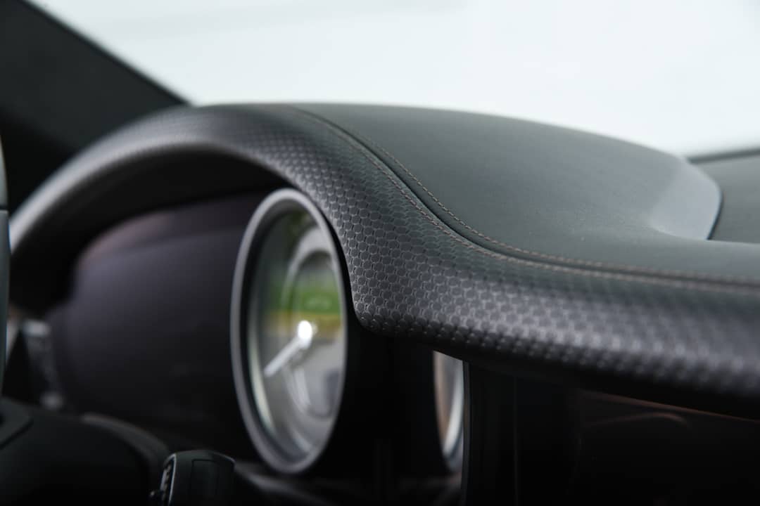 2022 Porsche 911 GT3 Touring — photo 34