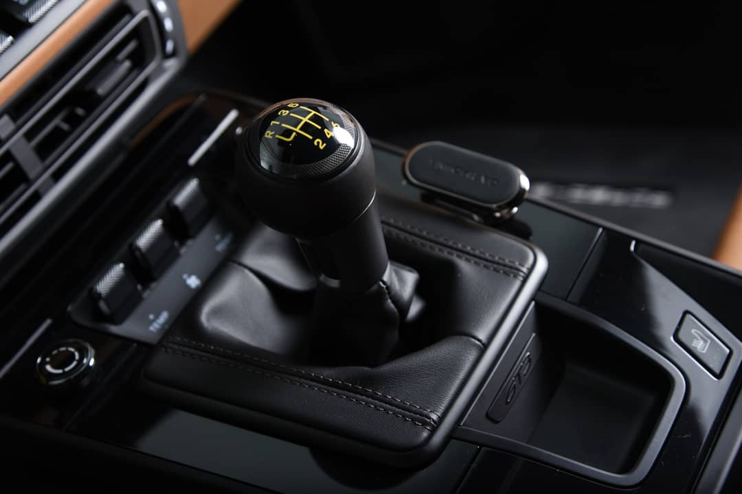 2022 Porsche 911 GT3 Touring — photo 7