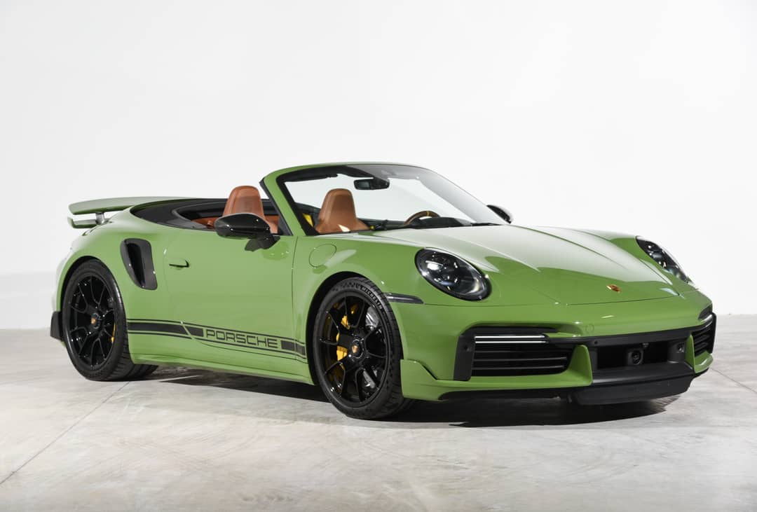 2022 Porsche 911 Turbo S — photo 2