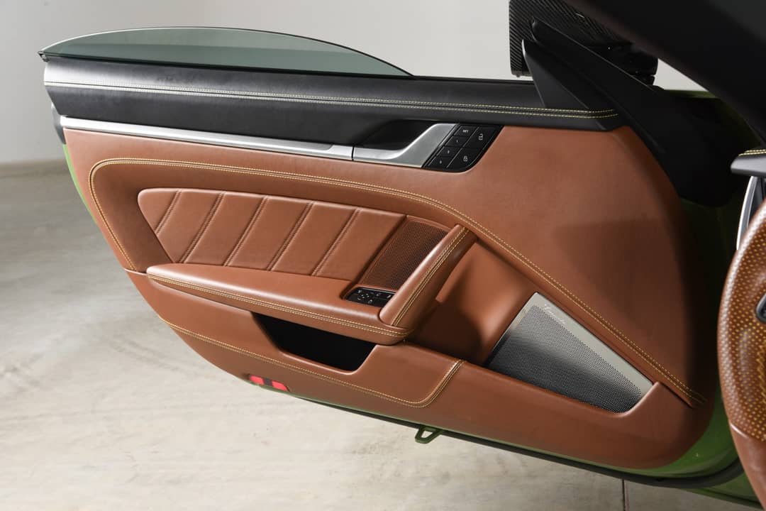 2022 Porsche 911 Turbo S — photo 16