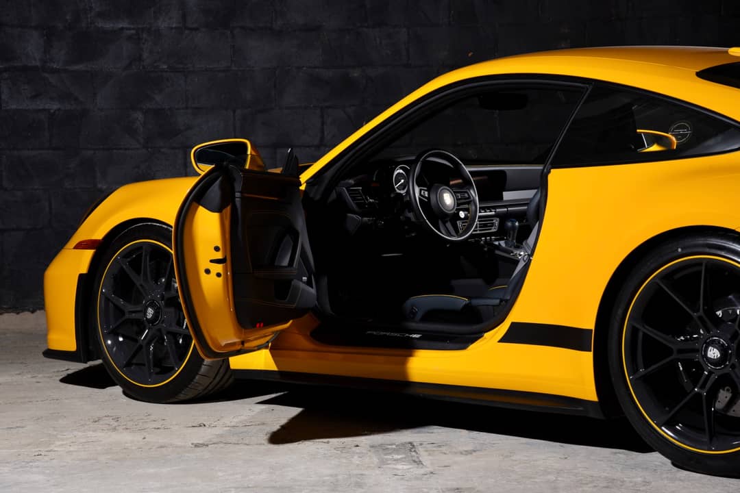 2022 Porsche 911 GT3 Touring — photo 16