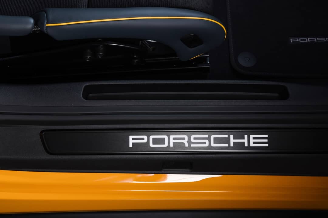 2022 Porsche 911 GT3 Touring — photo 30